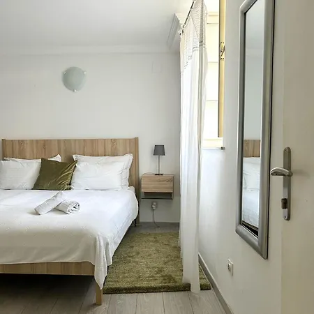 Iza Roka Dubrovnik