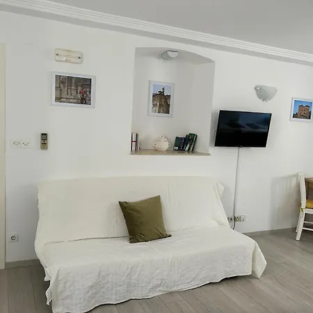 Iza Roka Apartment
