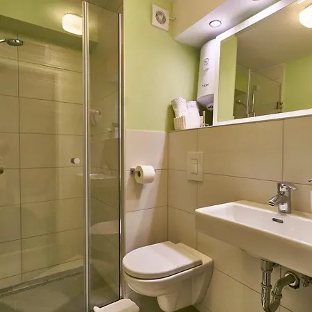 Iza Roka Apartment *